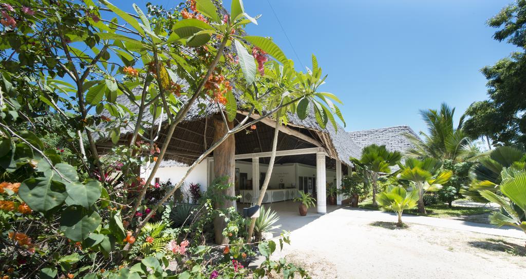 Uroa Bay Beach Resort Zanzibar Buitenkant foto