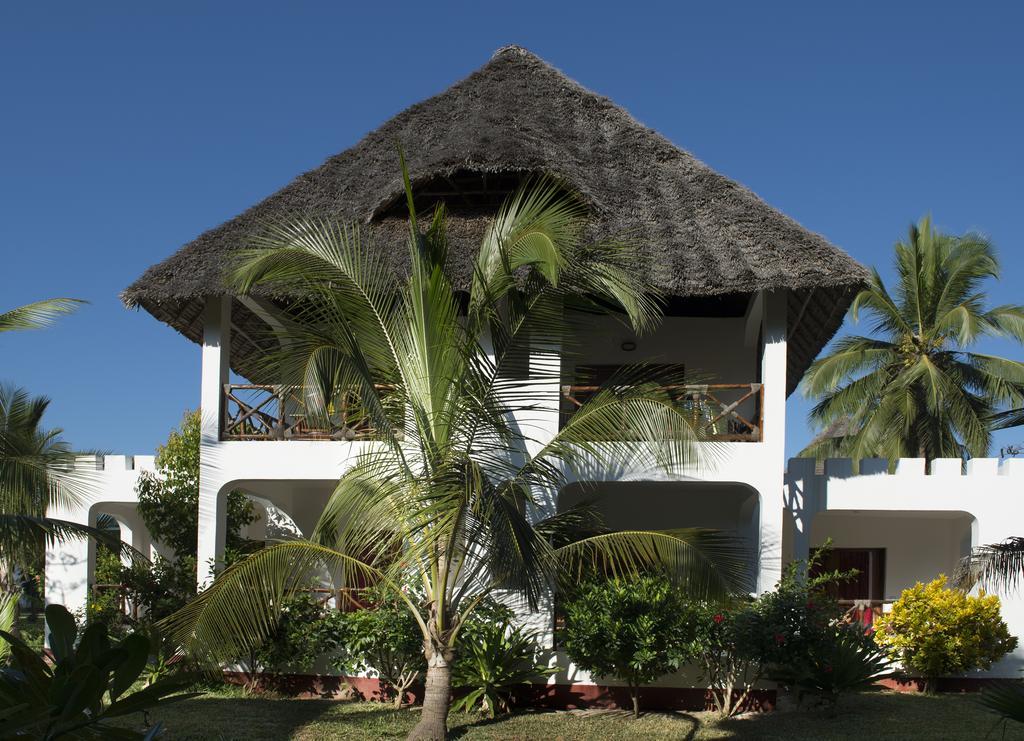 Uroa Bay Beach Resort Zanzibar Buitenkant foto