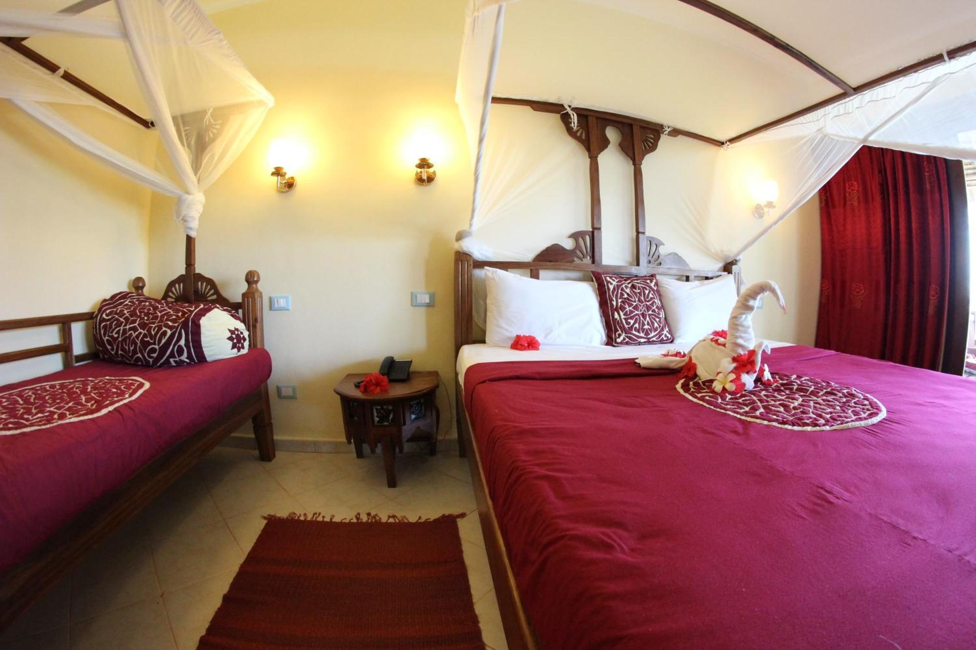 Uroa Bay Beach Resort Zanzibar Buitenkant foto