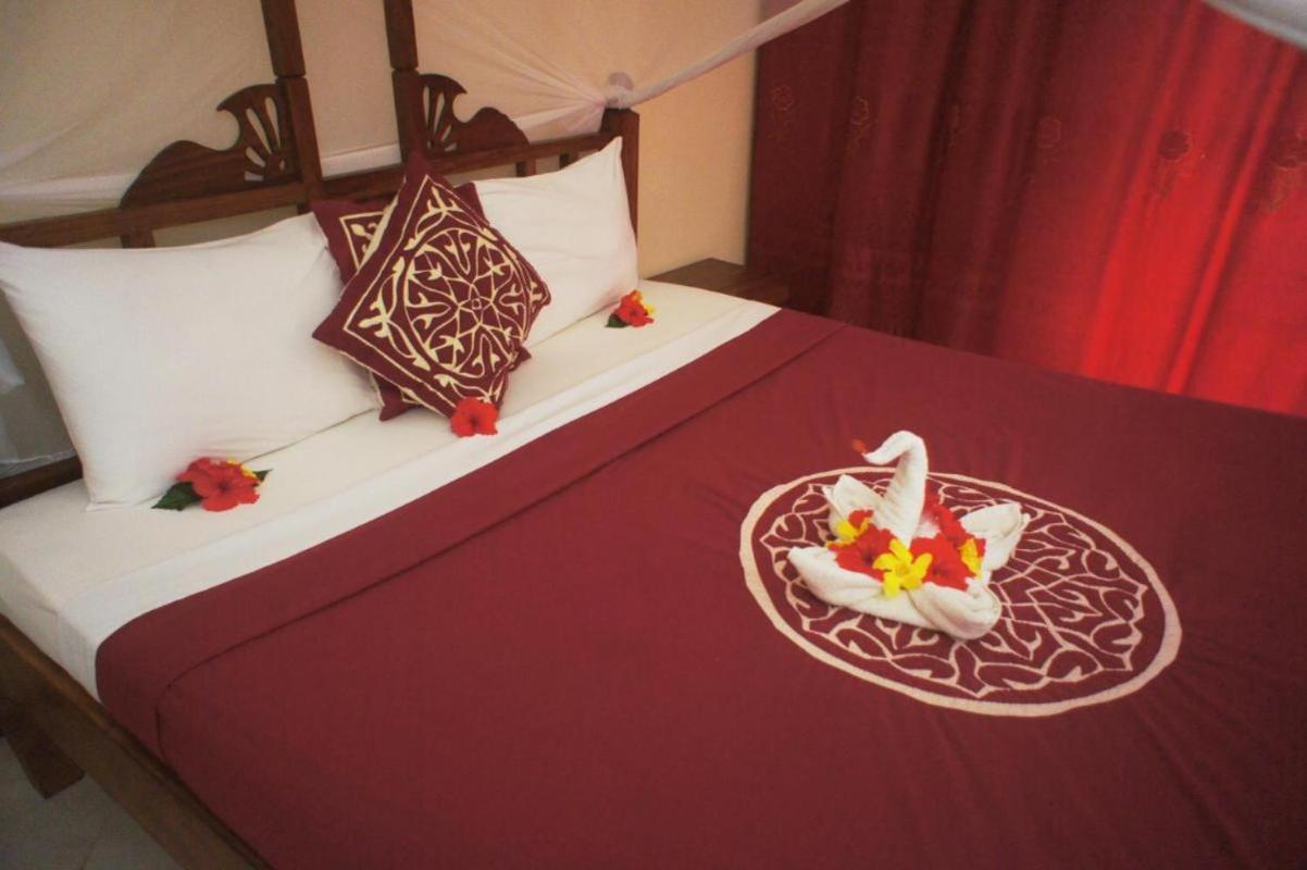 Uroa Bay Beach Resort Zanzibar Buitenkant foto